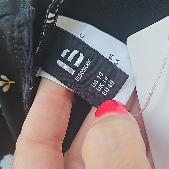 NWT Bloomchic M 10 Black Floral Tankini Top SUMMER - Picture 5 of 17